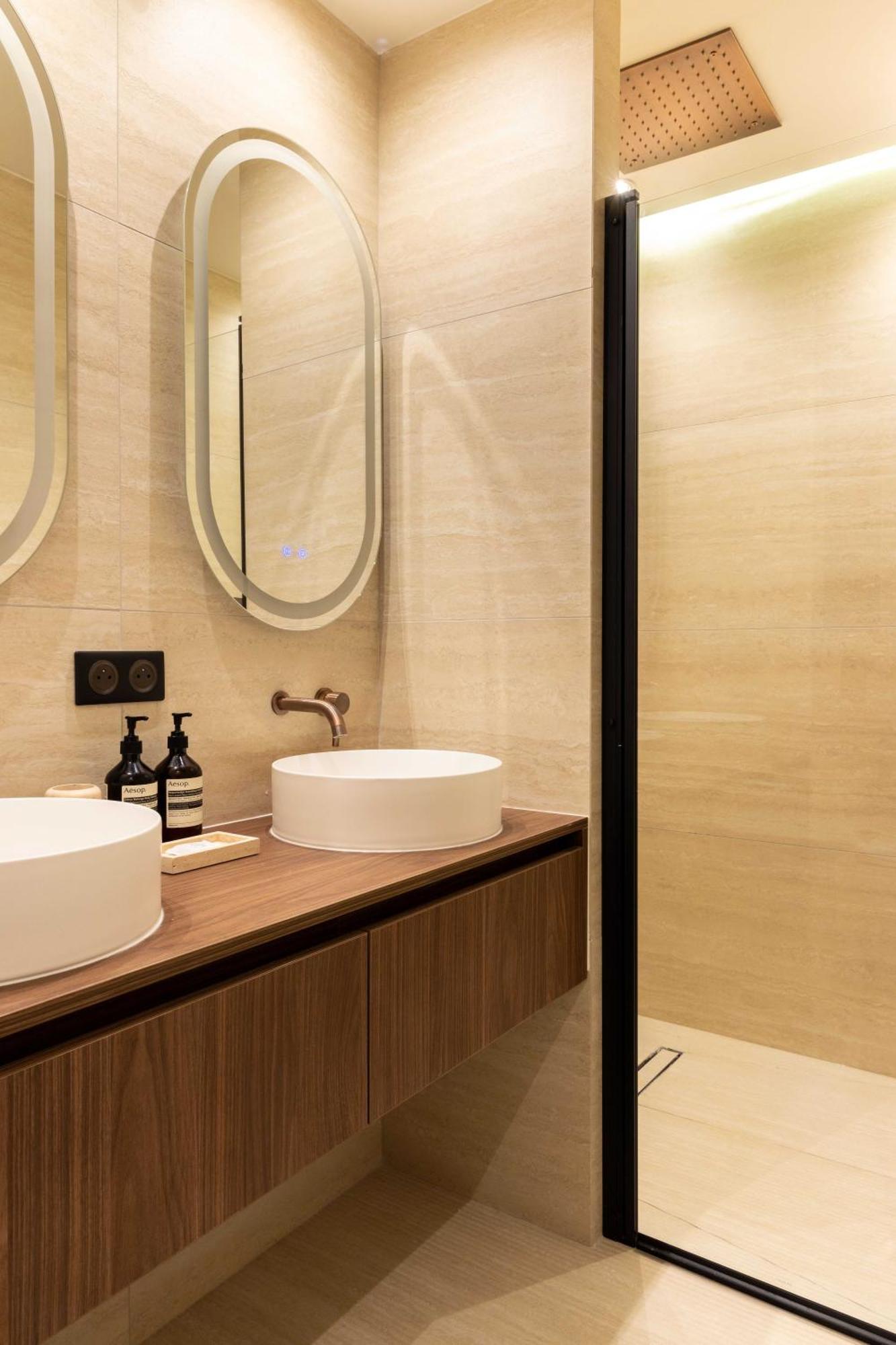 Luxurious A-c Flat - 2p - Bastille-le Marais Paris